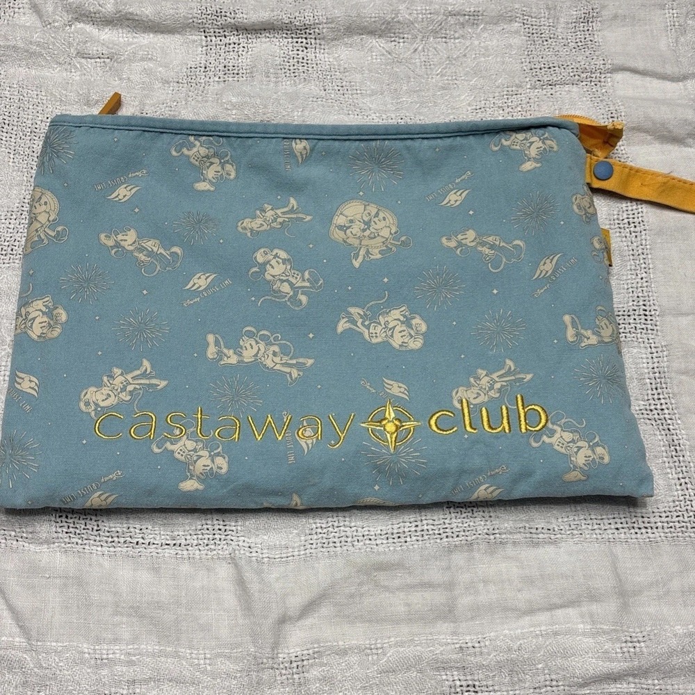 Disney Cruise Line Castaway Club Gift Wet/Dry Bag Zip Top